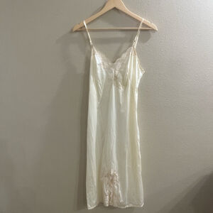 Vintage Sears Women small Lace Lingerie Night gown slip dress
